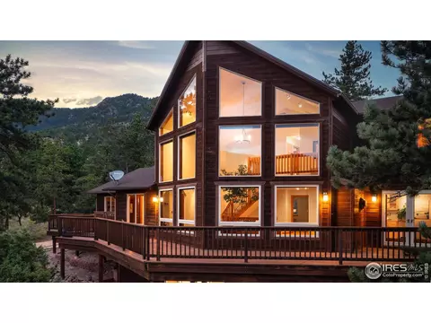 110 Hopi Ct, Lyons, CO 80540