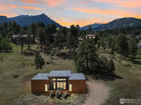 808 Whispering Pines Dr, Estes Park, CO 80517