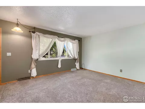 156 3rd St, Berthoud, CO 80513 photo 5