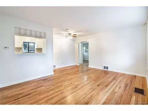 1648 Macon St, Aurora, CO 80010 photo 3
