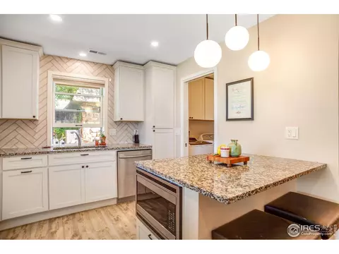 925 10th St, Berthoud, CO 80513 photo 11