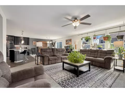 27630 E 7th Ln, Aurora, CO 80018 photo 11