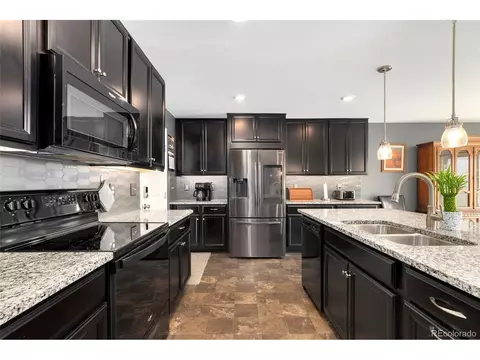 27630 E 7th Ln, Aurora, CO 80018 photo 14