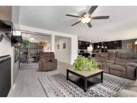 27630 E 7th Ln, Aurora, CO 80018 photo 10