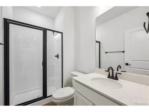Bath - Undisclosed, Longmont, CO 80504 photo 5 of 5
