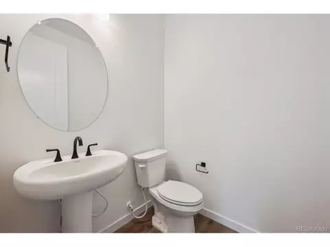 Bath - Undisclosed, Longmont, CO 80504 photo 1 of 5