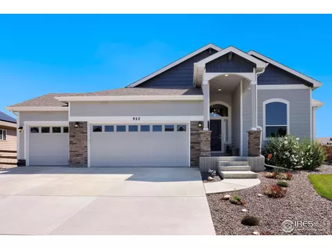 922 Canyonlands St, Berthoud, CO 80513