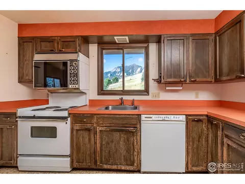 2104 Goddard Pl, Boulder, CO 80305 photo 11