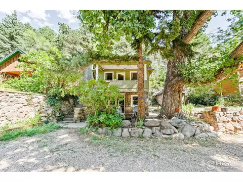 96 Canon Park Dr, Boulder, CO 80302