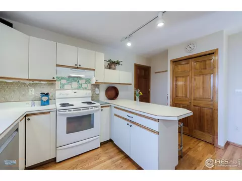 564 Locust Pl, Boulder, CO 80304 photo 15