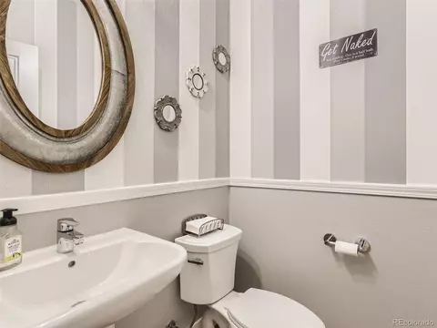 10730 E 26th Ave, Aurora, CO 80010 photo 13