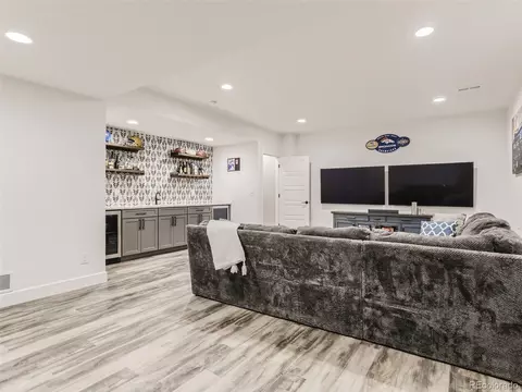 10730 E 26th Ave, Aurora, CO 80010 photo 10