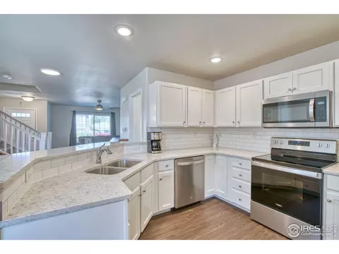 4206 Primrose Ln, Evans, CO 80620 photo 6