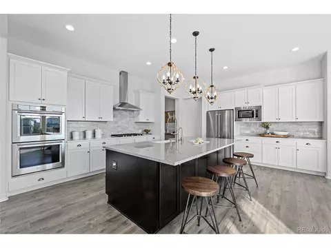 27730 E Lakeview Dr, Aurora, CO 80016 photo 18
