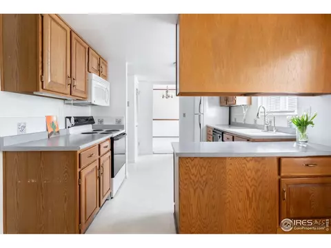 2865 Kenyon Cir, Boulder, CO 80305 photo 12