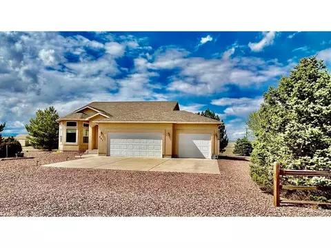 367 W Bywood Dr, Pueblo, CO 81007
