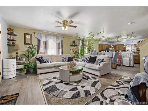 14721 E 18th Pl, Aurora, CO 80011 photo 8