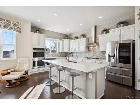 8792 Crestone St, Arvada, CO 80007 photo 2