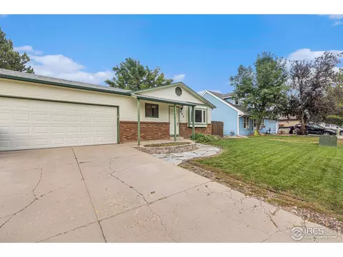 830 Douglas Pl, Berthoud, CO 80513 photo 2