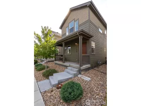 1149 Hummingbird Cir, Longmont, CO 80501