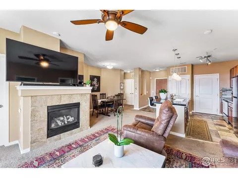 13456 Via Varra #323, Broomfield, CO 80020