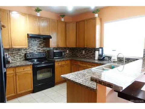 19667 E Vassar Dr, Aurora, CO 80013 photo 7