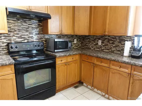 19667 E Vassar Dr, Aurora, CO 80013 photo 10