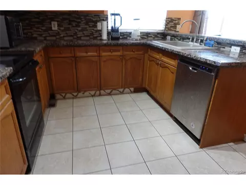19667 E Vassar Dr, Aurora, CO 80013 photo 31