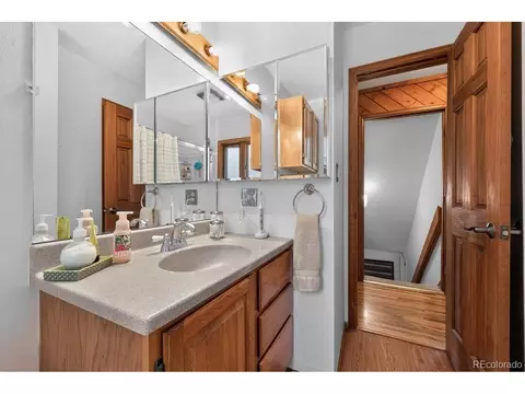Bath - 27231 Log Trl, Conifer, CO 80433 photo 2 of 4