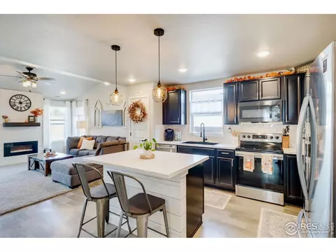 3805 Dove Ln, Evans, CO 80620 photo 12