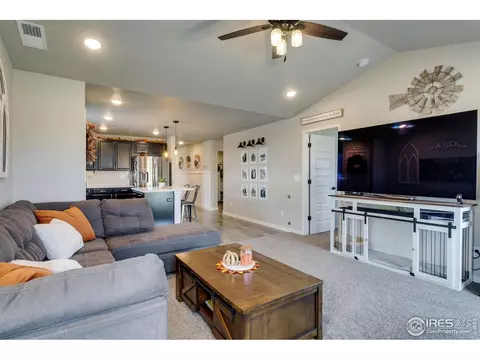 3805 Dove Ln, Evans, CO 80620 photo 11