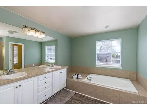 18121 E Caley Cir, Aurora, CO 80016 photo 17