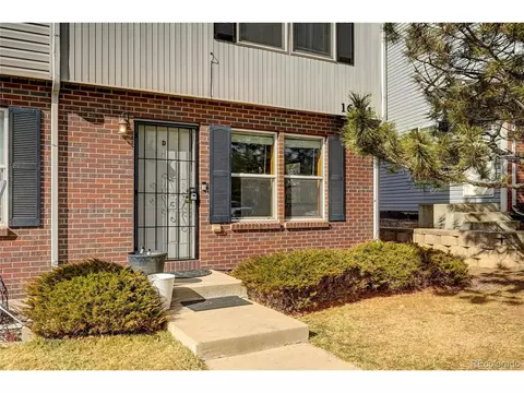 16221 E 17th Pl #D, Aurora, CO 80011 photo 3