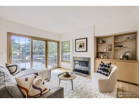4741 Franklin Dr, Boulder, CO 80301 photo 2