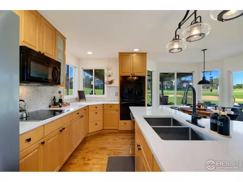 7256 Carner Ct, Fort Collins, CO 80528