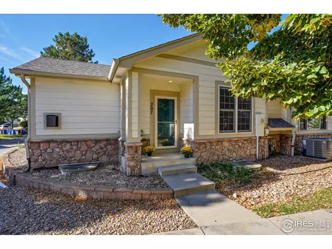 207 Remuda Ln, Lafayette, CO 80026