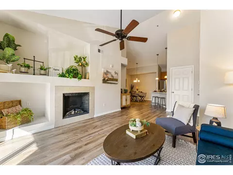 804 Summer Hawk Dr #5208, Longmont, CO 80504
