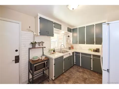 Kitchen - 5185 Beach Ct, Denver, CO 80221 photo 1 of 4