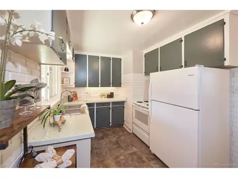Kitchen - 5185 Beach Ct, Denver, CO 80221 photo 2 of 4
