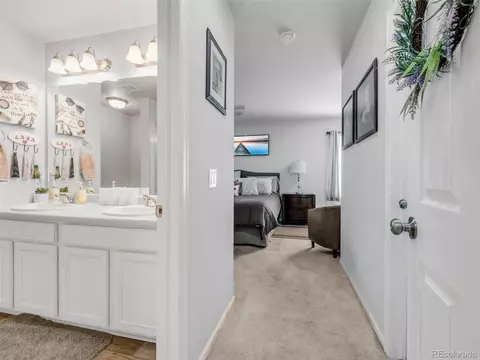 16168 Elk Dr, Denver, CO 80239 photo 15