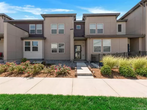 16168 Elk Dr, Denver, CO 80239 photo 1