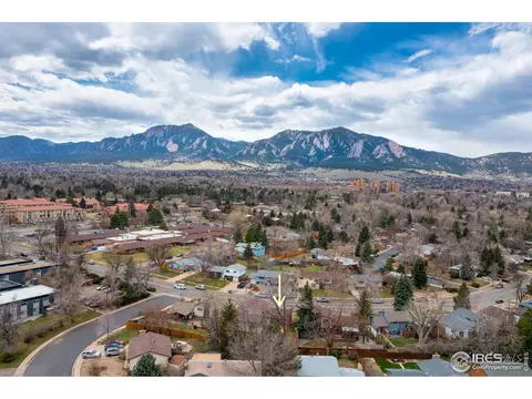 720 Mohawk Dr, Boulder, CO 80303 photo 3