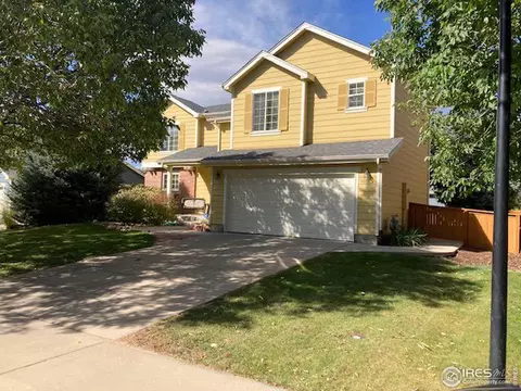 828 Serenity Ln, Longmont, CO 80504