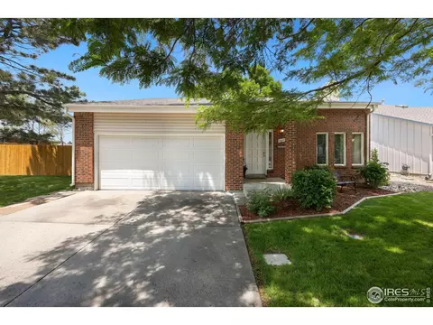 2433 Indiana Pl, Loveland, CO 80538