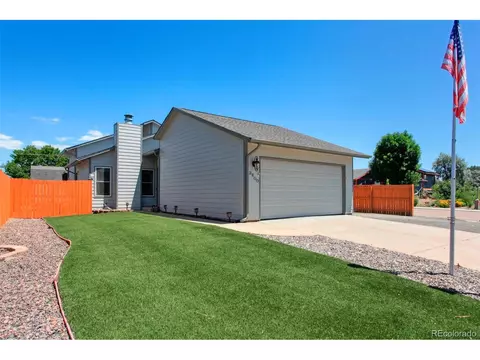 2800 Troxell Ave, Longmont, CO 80503