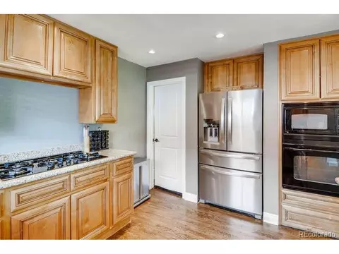 Kitchen - 4805 W 11th Ave, Denver, CO 80204 photo 4 of 9