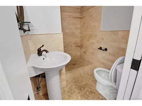 Bath - 4805 W 11th Ave, Denver, CO 80204 photo 4 of 7
