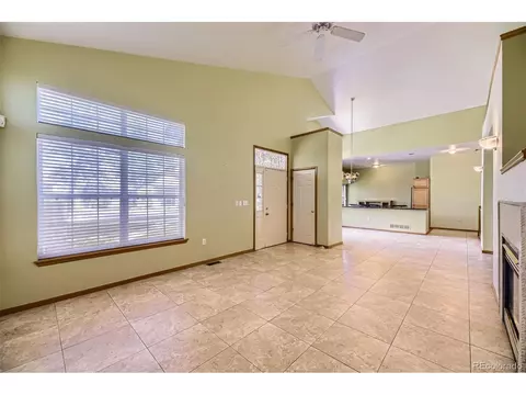 9742 E Hawaii Pl, Denver, CO 80247 photo 5