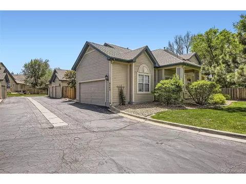 9742 E Hawaii Pl, Denver, CO 80247 photo 26