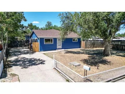 5941 Oneida St, Commerce City, CO 80022